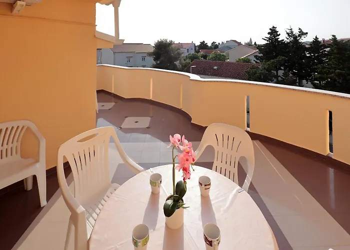 City Pool Apartments Novalja