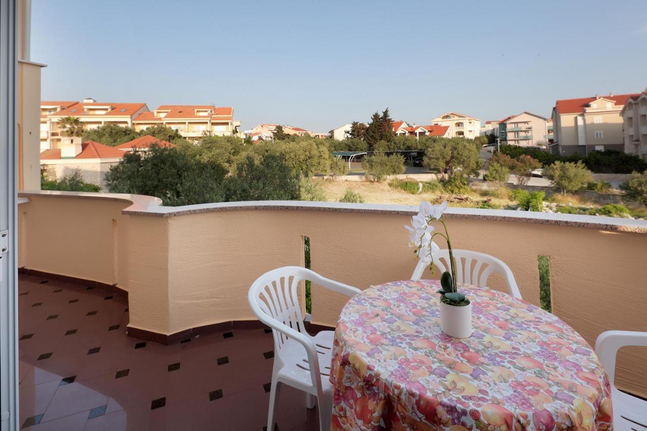 Appartement Pool Novalja